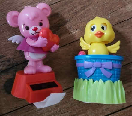 Photo of free Solar Animated Dancing Toys (20722 - near Peace Cross) #1
