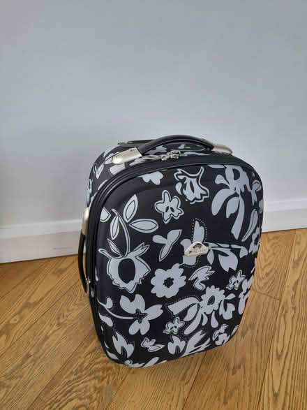 Photo of free Small expandable suitcase (Chalfont St Peter SL9) #1
