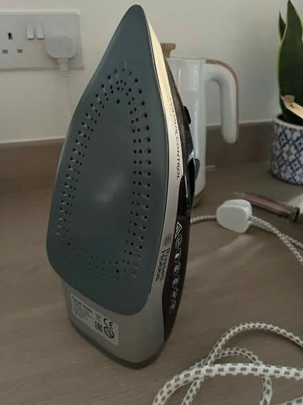 Photo of free Working iron (L36 Roby) #1