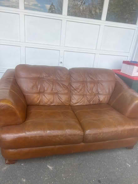 Photo of free Leather couch (Mahopac) #3