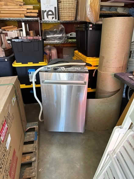 Photo of free Haier 18" dishwasher (El Sereno) #1
