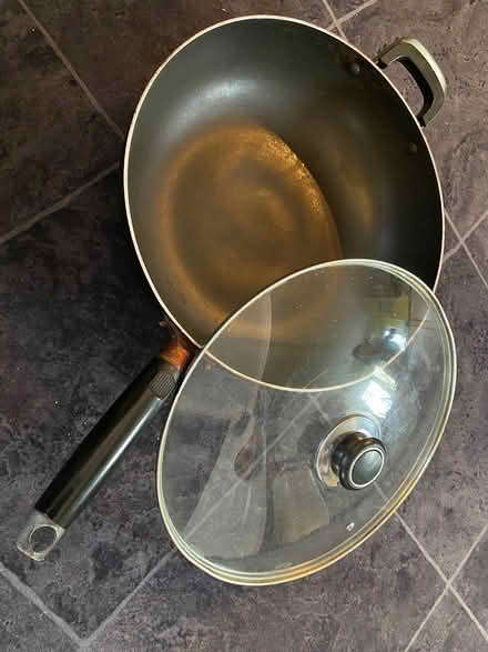 Photo of free Deep frying pan / wok (Tiptree, Essex CO5) #1