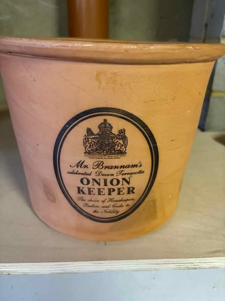 Photo of free Onion keeper (Marsworth HP23) #1