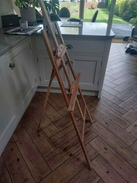 Photo of free Artist's Easel (Broxbourne EN10) #1