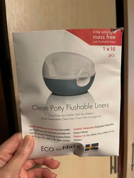 Photo of free Pottytrain toilet & flushable liner (West Ham E15) #2