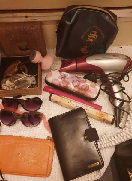 Photo of free Hairdryer and fashion accessories πβ (Harlesden) #3
