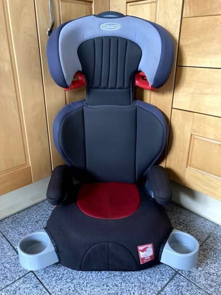 Photo of free Car seat in a very good condition (Caldecott OX14) #1