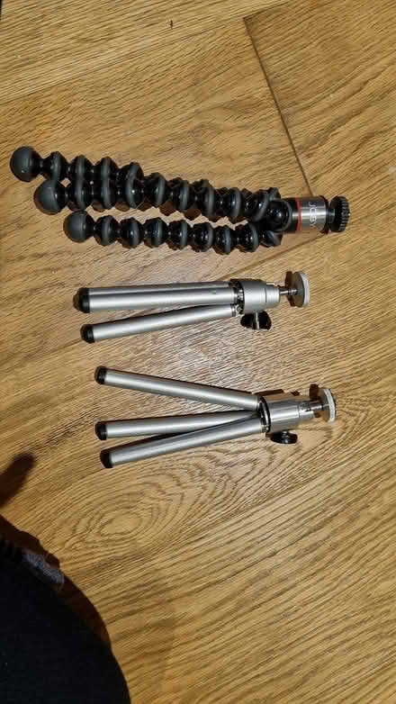 Photo of free 3 mini tripods (SW8 Vauxhall) #1