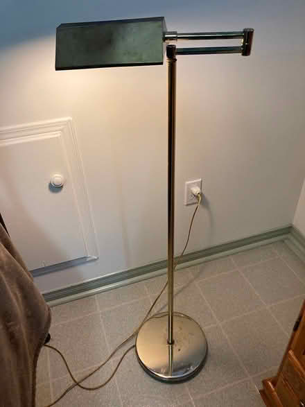 Photo of free floor lamp (Westboro) #1