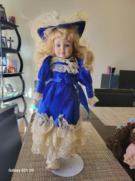 Photo of free Dolls (S Everett) #4