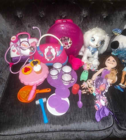 Photo of free Girls Toys & Purses (Powder Springs) #1