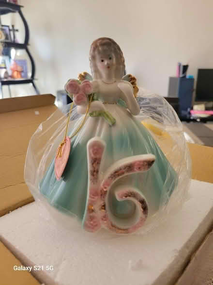 Photo of free Dolls (S Everett) #2