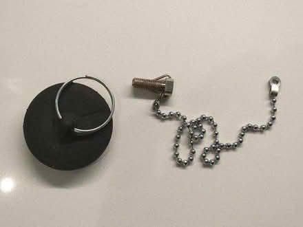 Photo of free Plug and chain (Harringay Ladder N8) #1