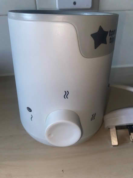 Photo of free Tommee Tippee WARM ELECTRIC BOTTLE (DA8) #2