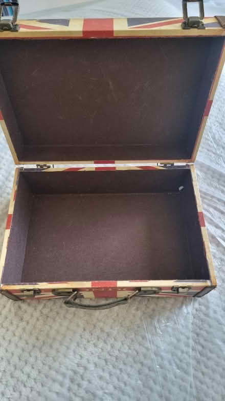 Photo of free London Union Jack Box (SE18) #2