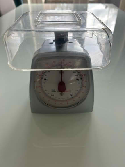 Photo of free Kitchen scales (Old town SG1) #2