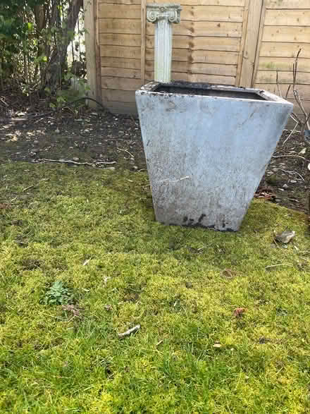 Photo of free Garden pots (East molesey KT8) #1