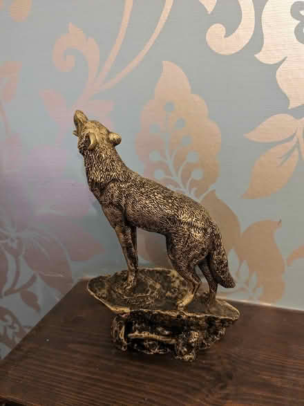 Photo of free Wolf Statue / Decor / Figurine (Mortlake (SW14)) #2