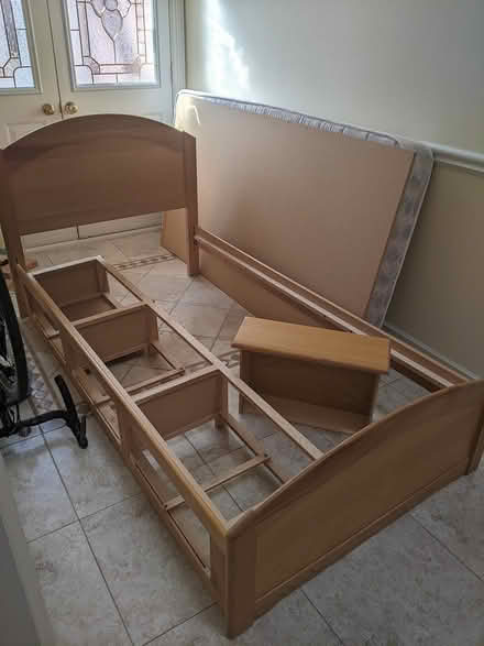 Photo of free Single bed and mattress (yonge & Finch) #1
