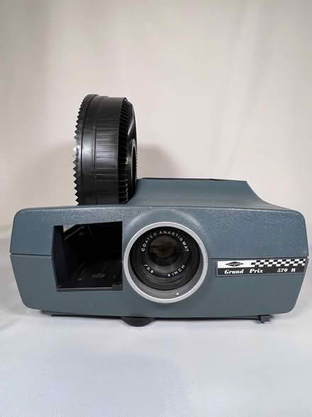 Photo of free Slide projector & trays (Streetsville) #2