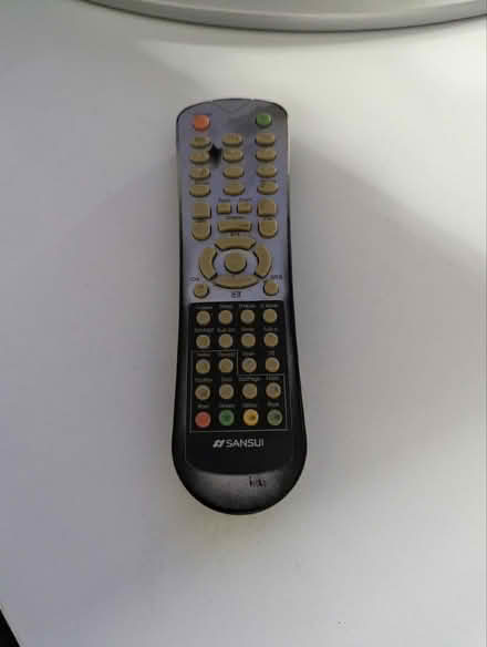 Photo of free 37" HD Flatscreen TV (Woodley RG5) #4