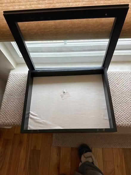 Photo of free Display box (9th and Pace) #1