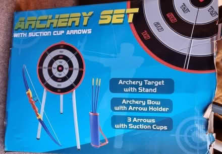 Photo of free Archery set with suction cup arrows (Grange EH9) #1