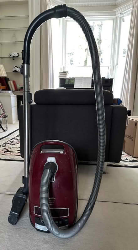 Photo of free Miele Cat & Dog hoover (Holland Park W14) #1