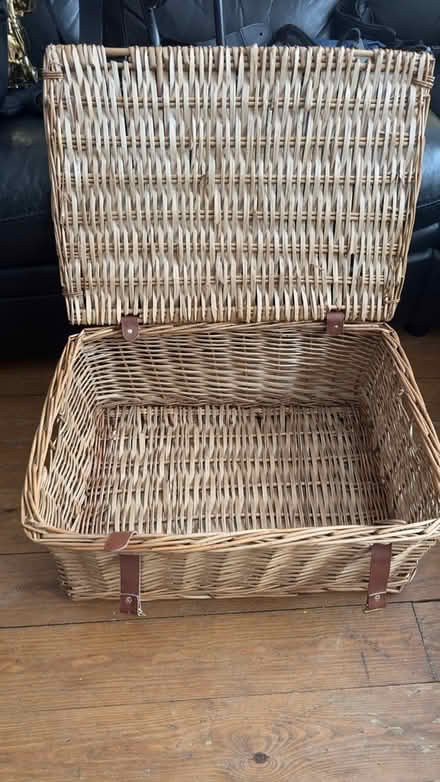 Photo of free Wicker Hamper (Hooley) #1