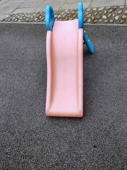 Photo of free Toddlers plastic slide (Warwick CV34 6) #2