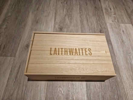 Photo of free (Empty) wooden wine box (Finsbury Park N4) #1