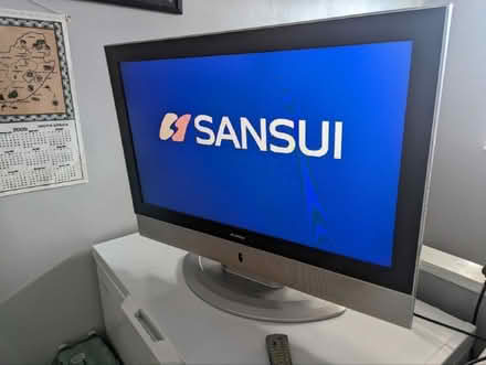 Photo of free 37" HD Flatscreen TV (Woodley RG5) #1