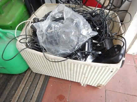 Photo of free Electric cables and leads (Purley SM6) #3