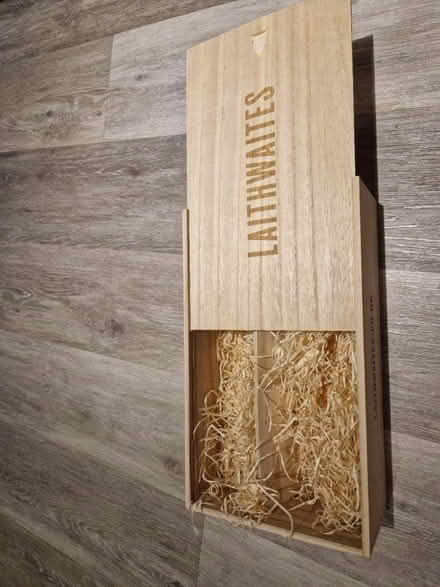 Photo of free (Empty) wooden wine box (Finsbury Park N4) #3