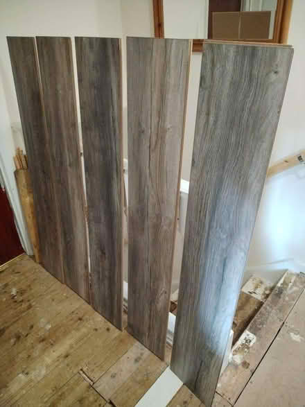 Photo of free New laminate flooring (Bretch Hill OX16) #1