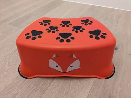 Photo of free Children's Step Stool (Mortlake (SW14)) #1
