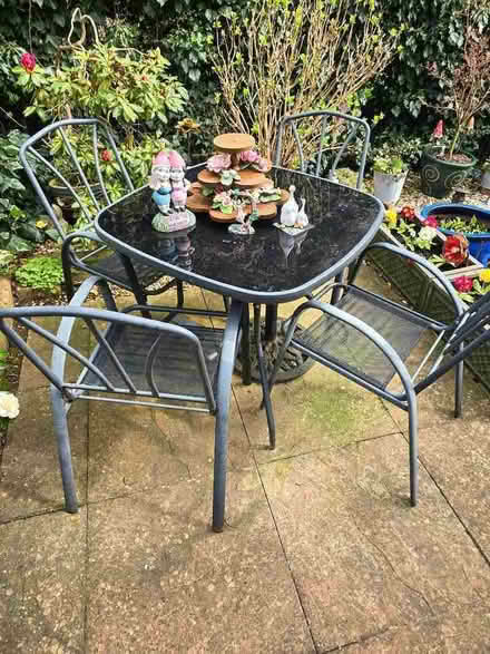 Photo of free Garden table (Horspath OX33) #1