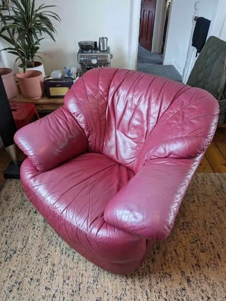 Photo of free Red lounge chair (Crouch Hill N19) #1