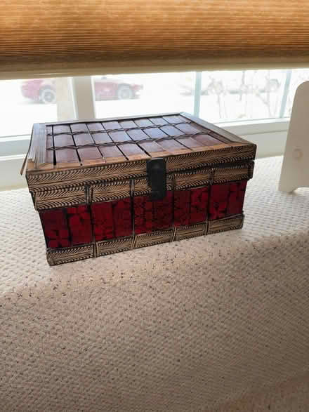 Photo of free Wooden box (9th and Pace) #1