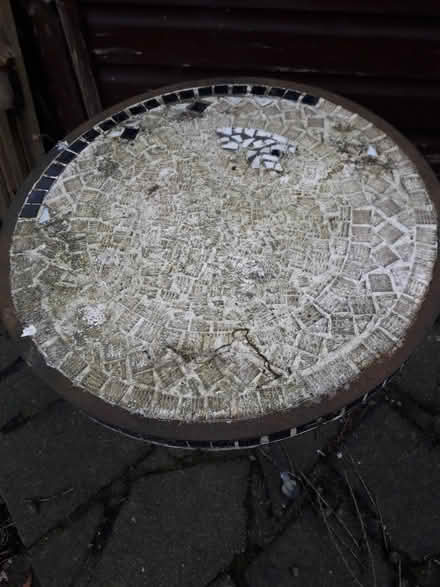 Photo of free Upcycling bistro table (Purley CR8) #2