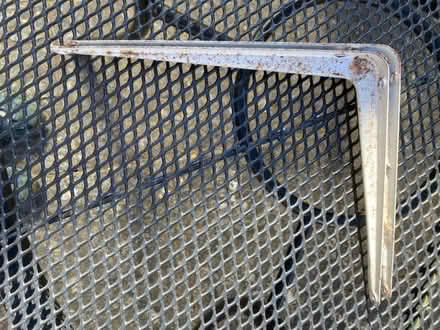 Photo of free Metal shelf brackets (Brox KT16) #1