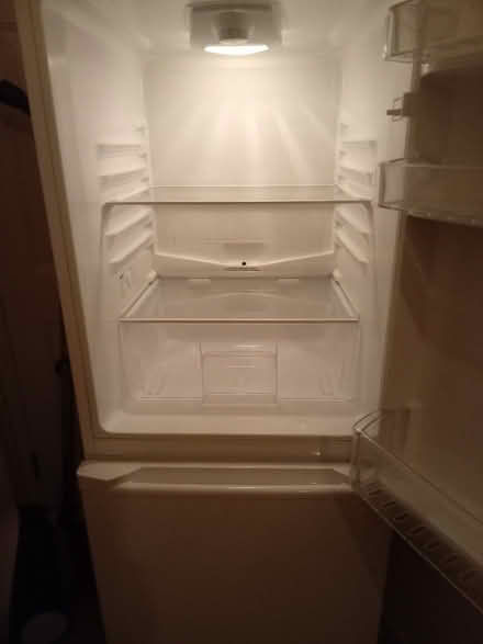 Photo of free Beko fridge freezer (Wood Farm OX3) #2