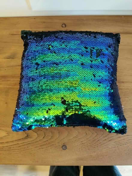 Photo of free Small cushions (BA1) #3