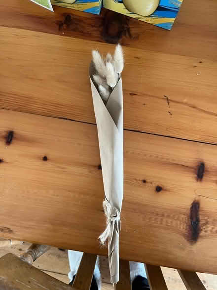 Photo of free Small dried flower bouquet (Warwick (Nelson Lane) CV34) #1