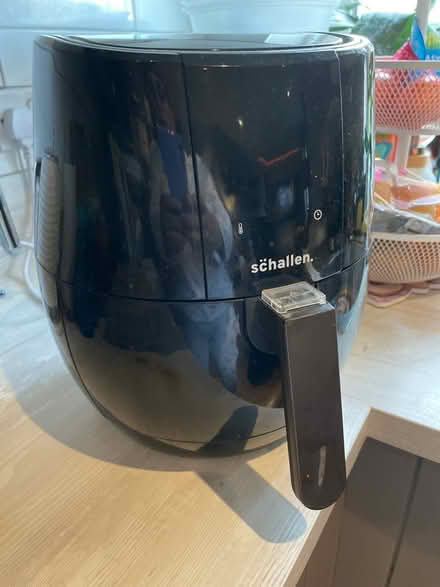 Photo of free Air fryer (Stanmore, HA8) #1