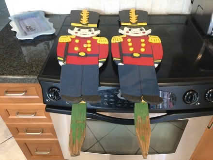 Photo of free Christmas decorations (Mississauga, Meadowvale) #3