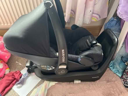 Photo of free Maxi cosi newborn isofix car seat (Buckley CH7) #1