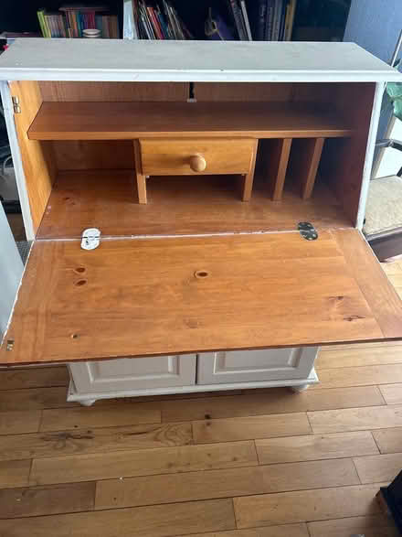 Photo of free Bureau HP1 (HP1 Hemel Hempstead) #4