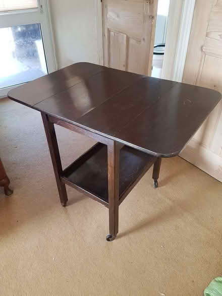 Photo of free Cute extendable table (Arnside LA5) #1