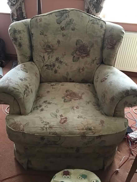 Photo of free 3 piece suit (Holbeach PE12) #2